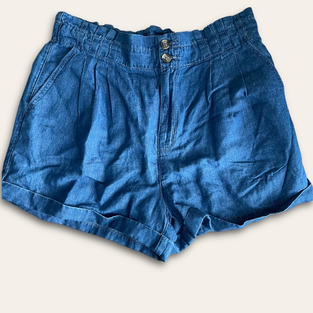 NWT American Eagle Paperbag Mom shorts Medium blue wash Tie Waist Size 12 / 31